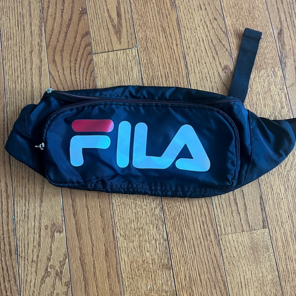 FILA SLING BAG